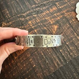 Cowgirls don’t cry bracelet